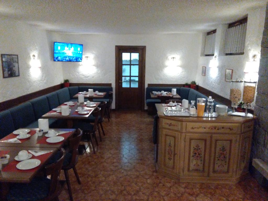 Garni Bucaneve Madonna Exteriér fotografie